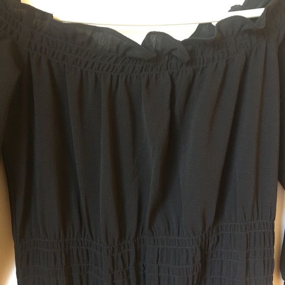 H&M Off-the-Shoulder Dress - Picture 3 of 5